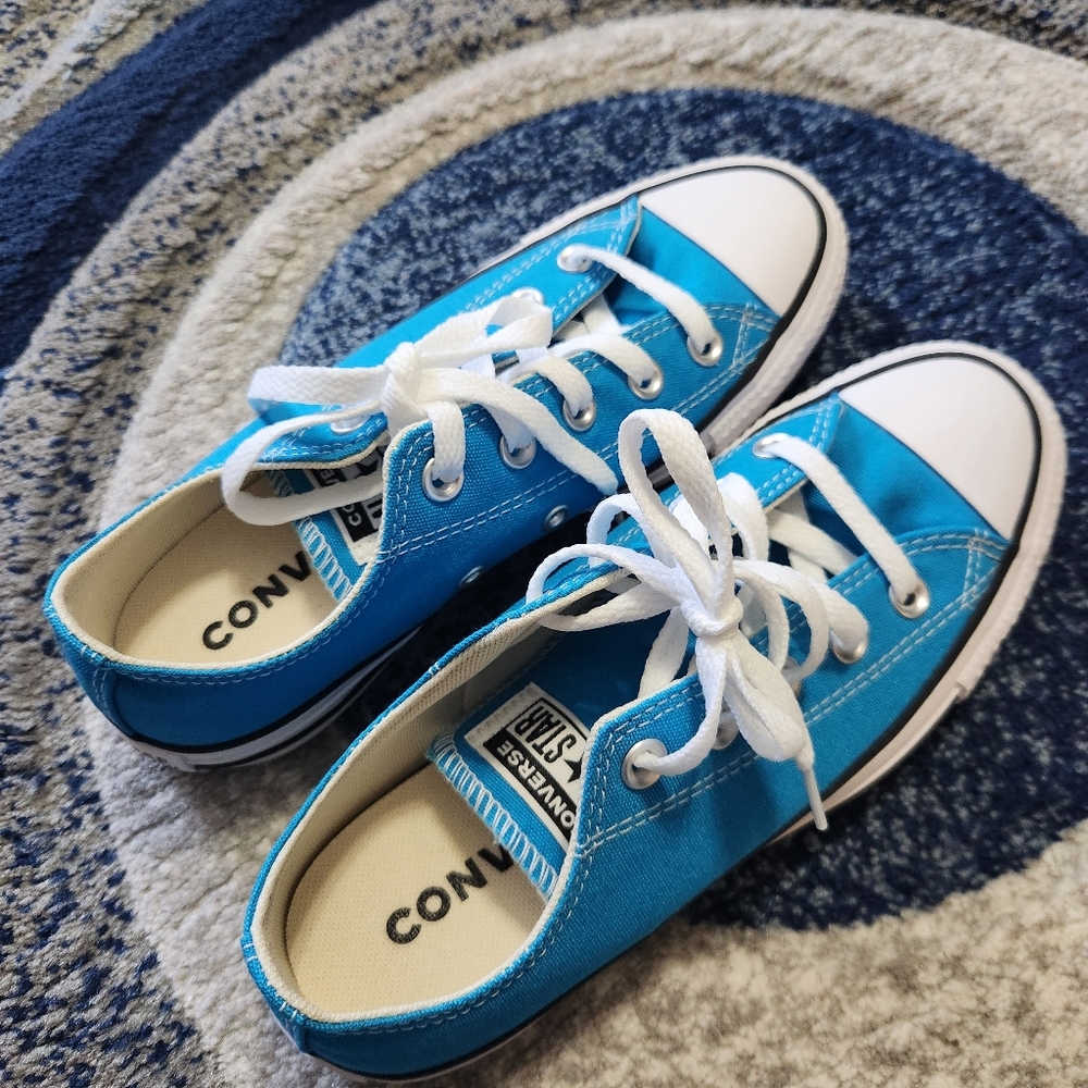 Converse - Picture 4 of 5
